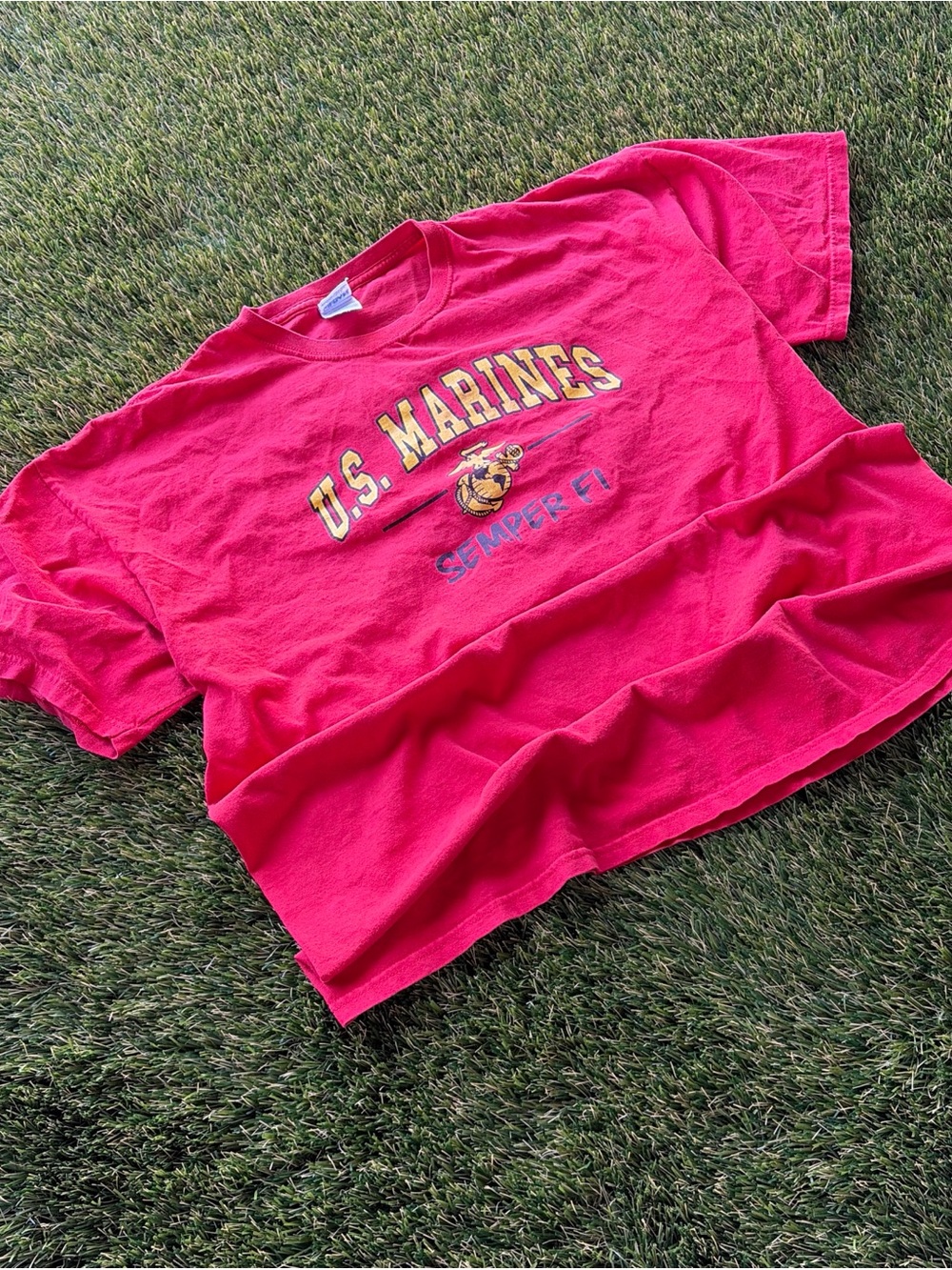 Sick Vintage Red Gildan Heavy Cotton U.S. Marines Semper Fi Graphic Tee
